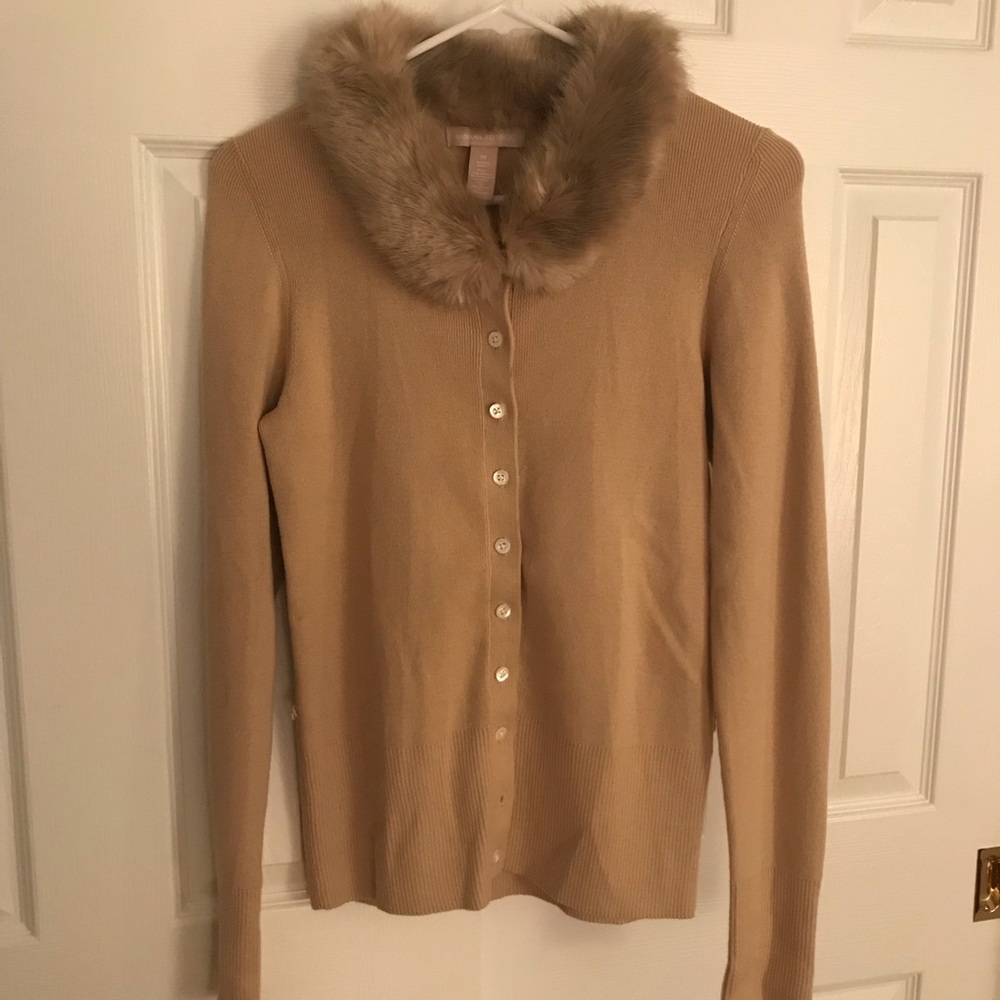 ✨BANANA REPUBLIC FUR SWEATER✨